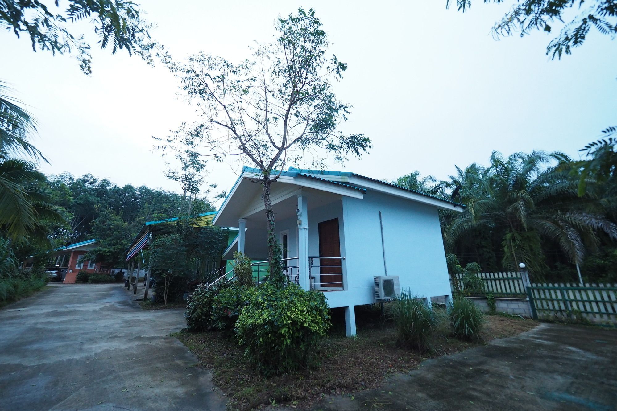 Oyo 75515 Sairung Farmstay Krabi town Kültér fotó